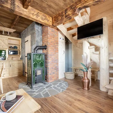 Lesna Chalet *
