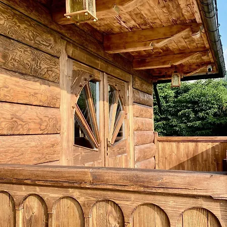 Lesna Chalet *